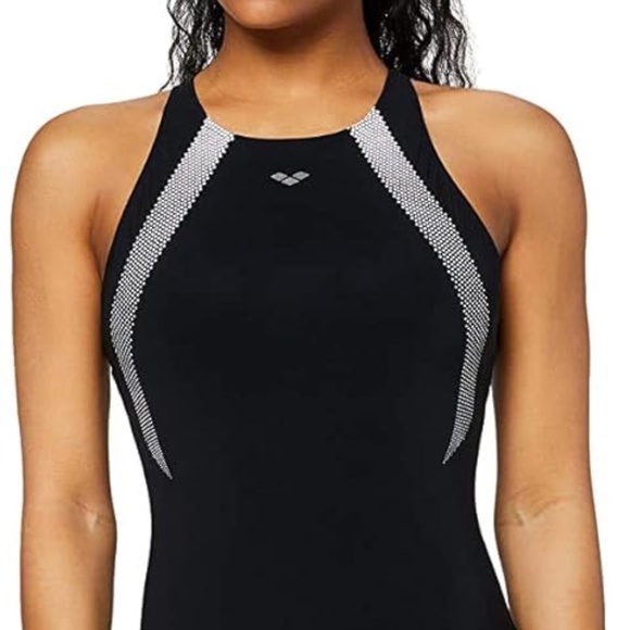 Arena Women's Therese Embrace Back One Piece Swimsuit black 38 / large - Picture 1 of 14